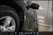Автомобиль Land Cruiser обработан кварцевой защитной полировкой CQuartz.